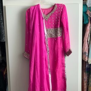 Hand Embroidered Pakistani Outfit